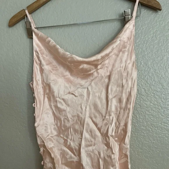 NWOT All About You Blush Pink Floral Jacquard Satin Midi Dress - Picture 4 of 7